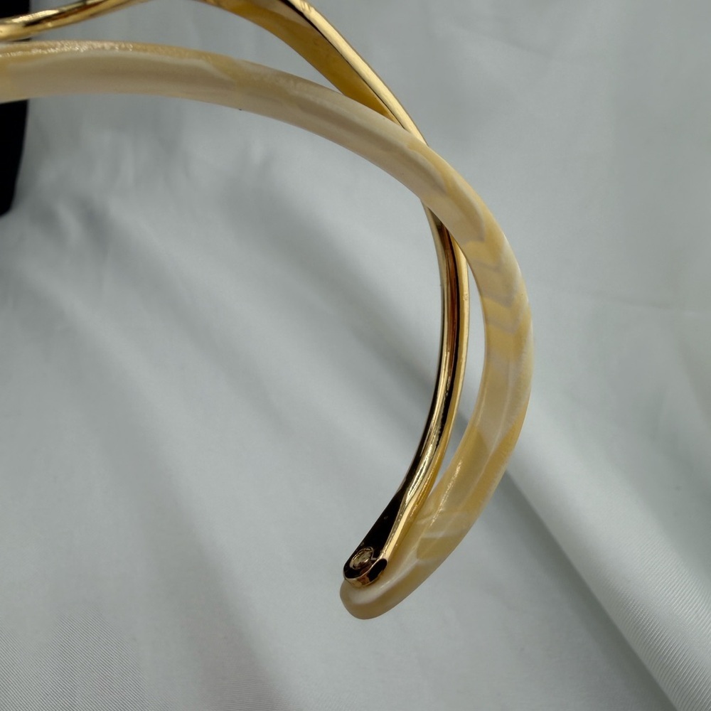 Classic cuff Gold and Cream color Women's Bracelet - Picture 7 of 9